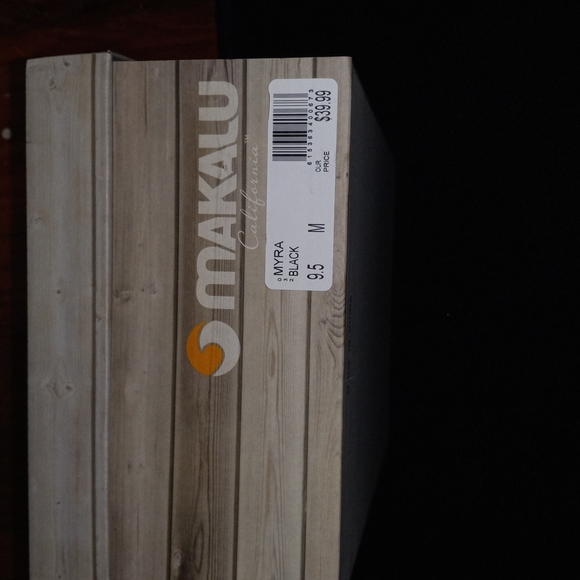 Sandals - Picture 4 of 6